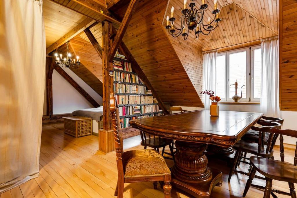 Rooftop 180M2 Loft With Private Sauna, Братислава Екстер'єр фото