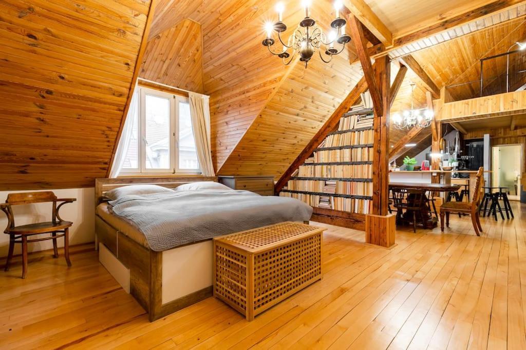 Rooftop 180M2 Loft With Private Sauna, Братислава Екстер'єр фото