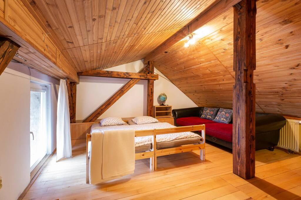 Rooftop 180M2 Loft With Private Sauna, Братислава Екстер'єр фото